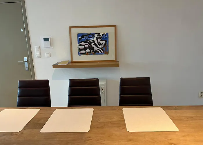 Penthouse De Vaughan -Luxe Appartement Met Zeezicht
