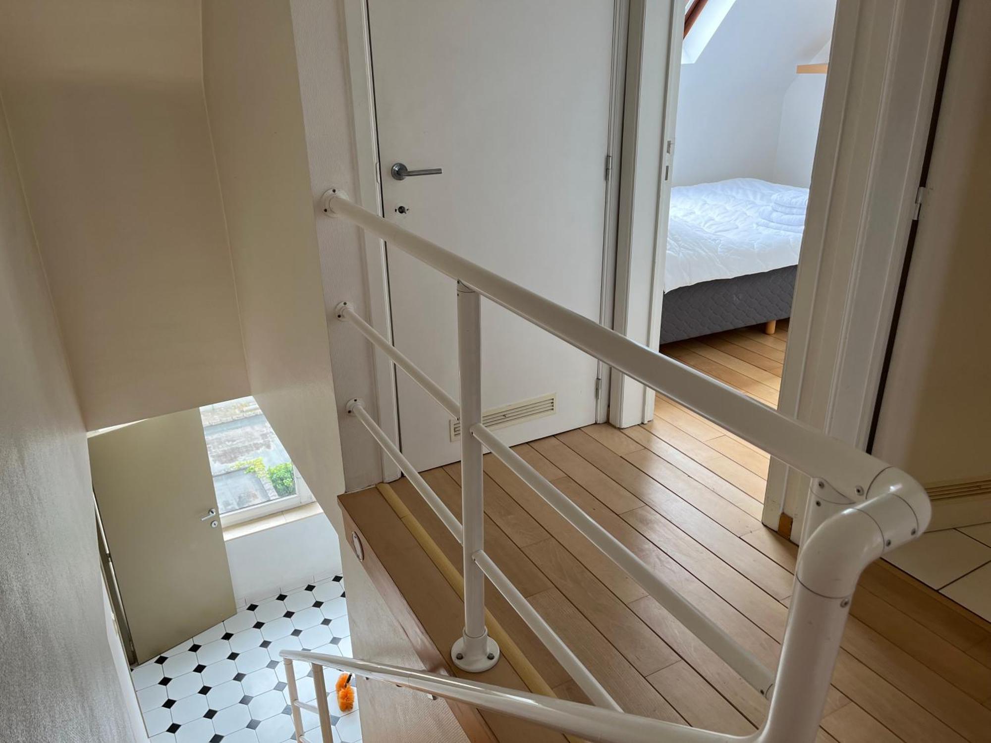 Penthouse De Vaughan -luxe Met Zeezicht